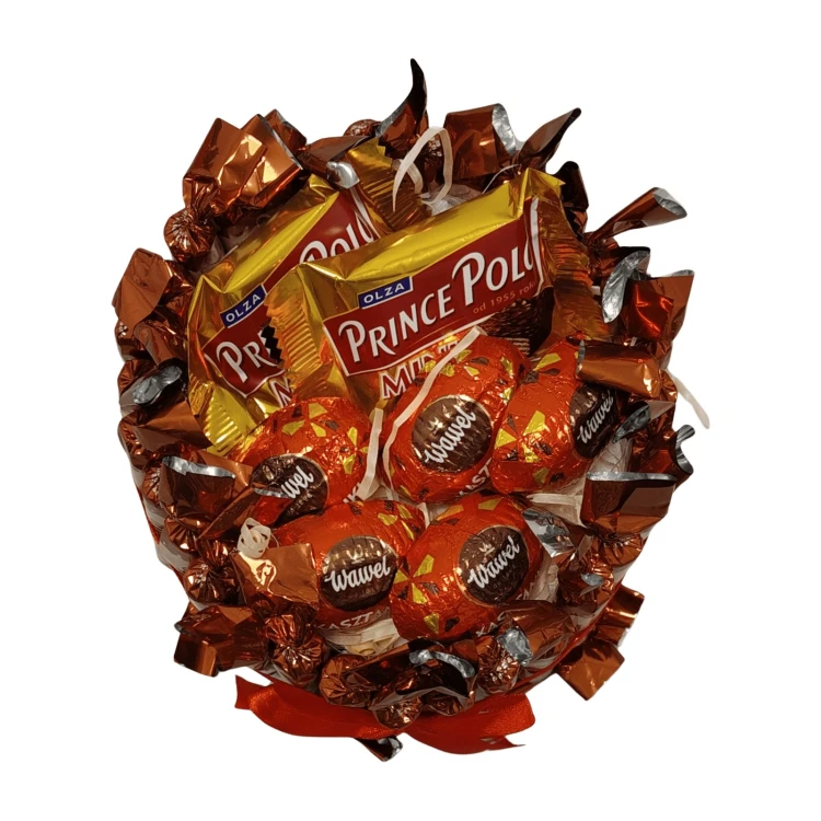 Mini tort KKP widziany z góry – Kasztanki Wawel i wafelki Prince Polo Mini