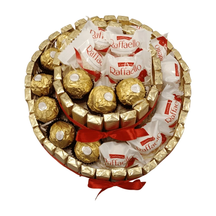 Tort MRF widziany z góry – Ferrero Rocher i Raffaello na dwóch poziomach
