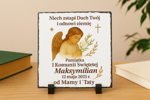 alt="Pamiątka Pierwszej Komunii Świętej dla chłopca – granit z aniołem