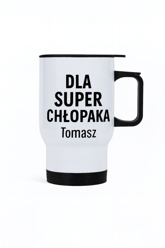 Kubek termiczny biały z czarnym uchwytem i napisem „Dla super chłopaka Tomasz” na białym tle.