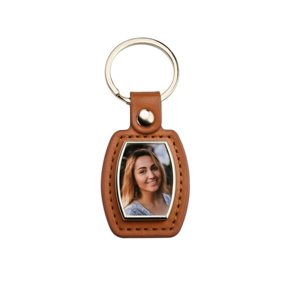 Personalizowany brelok skórzano-metalowy brązowy z nadrukiem zdjęcia